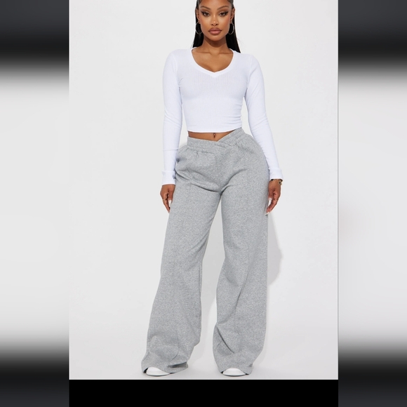 Fashion Nova Pants - Grey sweats